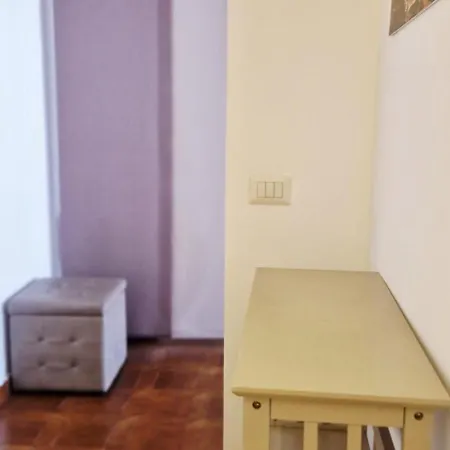 Rosso Magenta - Luminoso Loft In Centro E A Due Passi Dalla Stazione Lägenhet